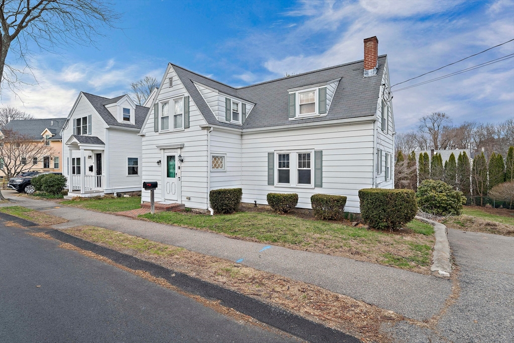 43 Lydon St