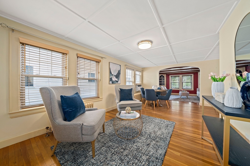 43 Lydon St