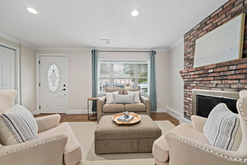 54 Birchcroft Rd