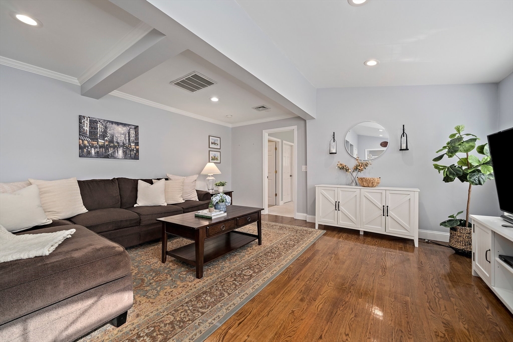 54 Birchcroft Rd
