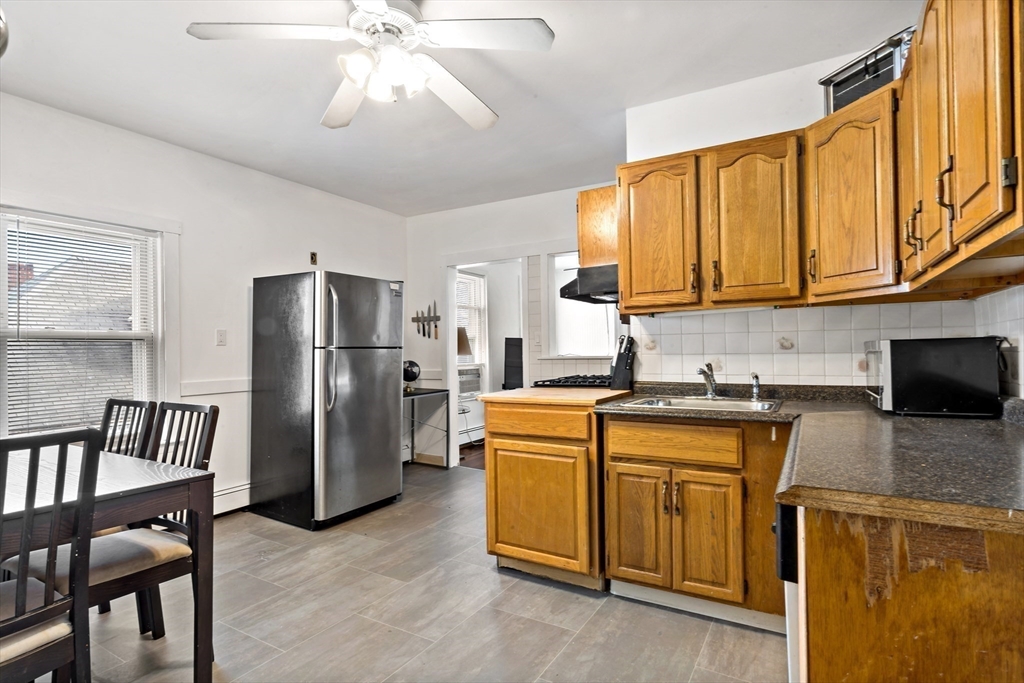 1062 Saratoga St # 3