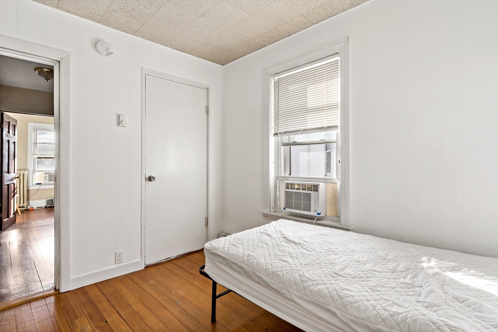 1062 Saratoga St # 3