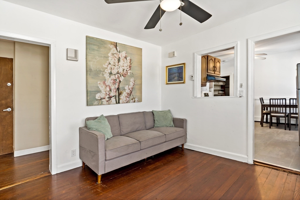 1062 Saratoga St # 3