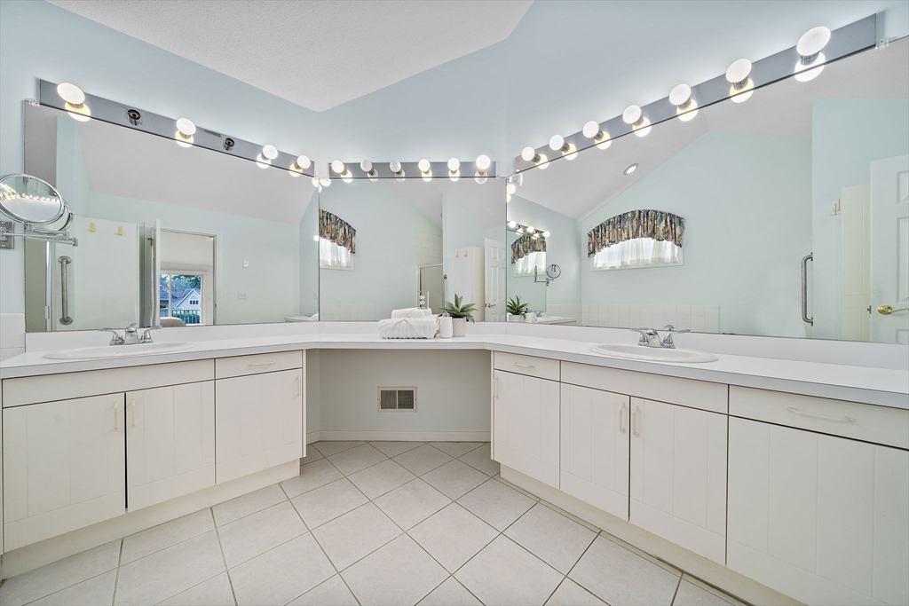 132 Cannon Forge Dr # 132