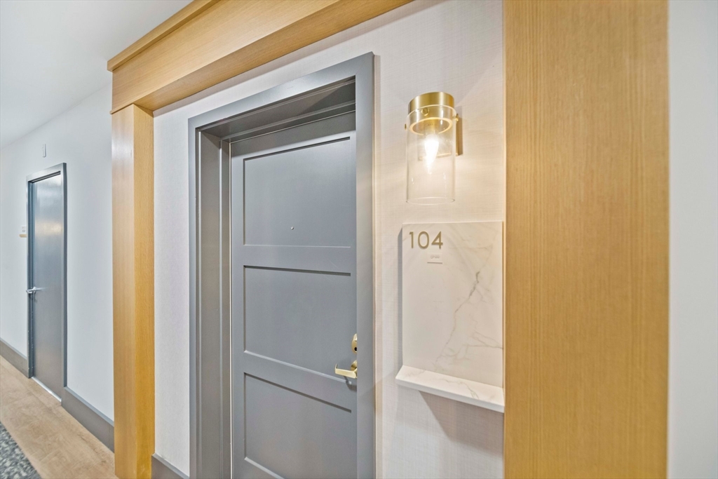 200 Revere St # 4104