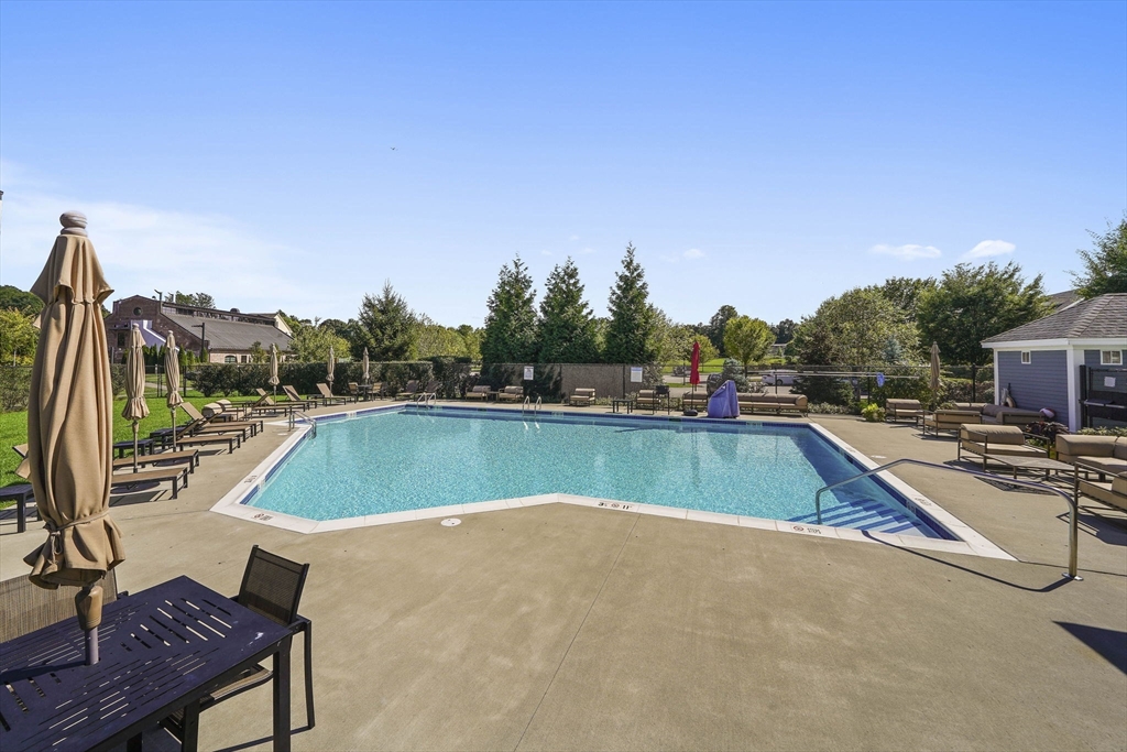 200 Revere St # 4104