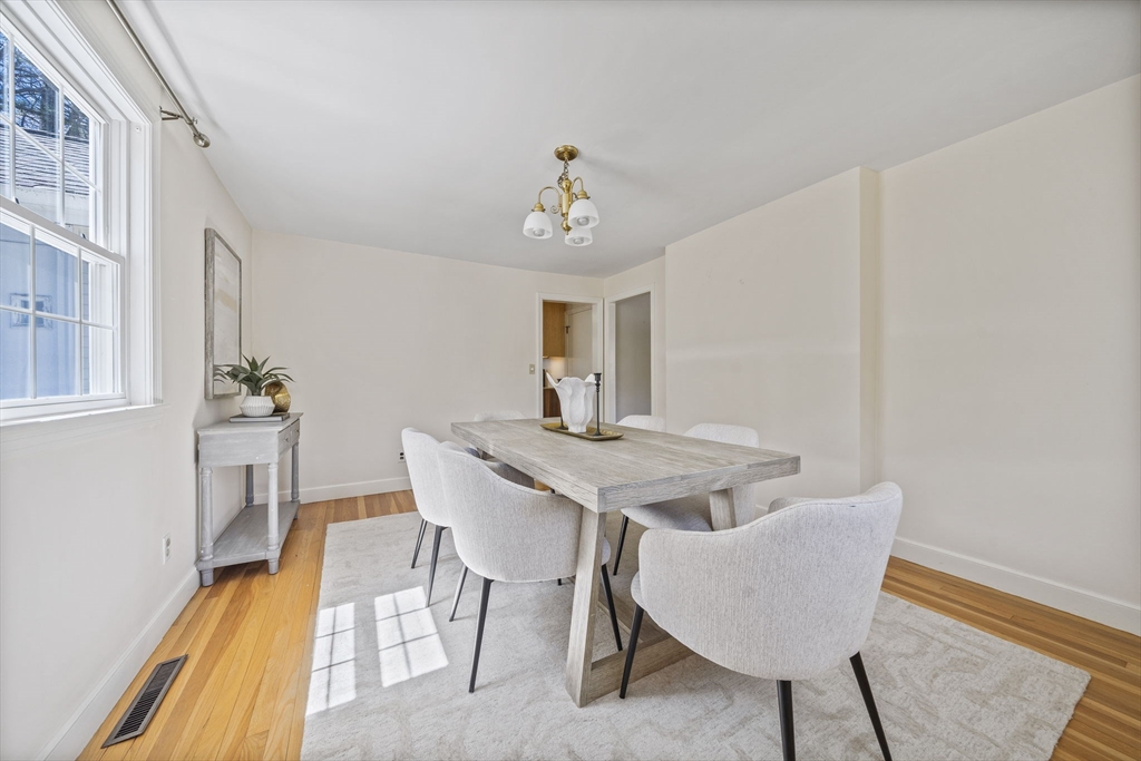 24 Pleasant Park Rd