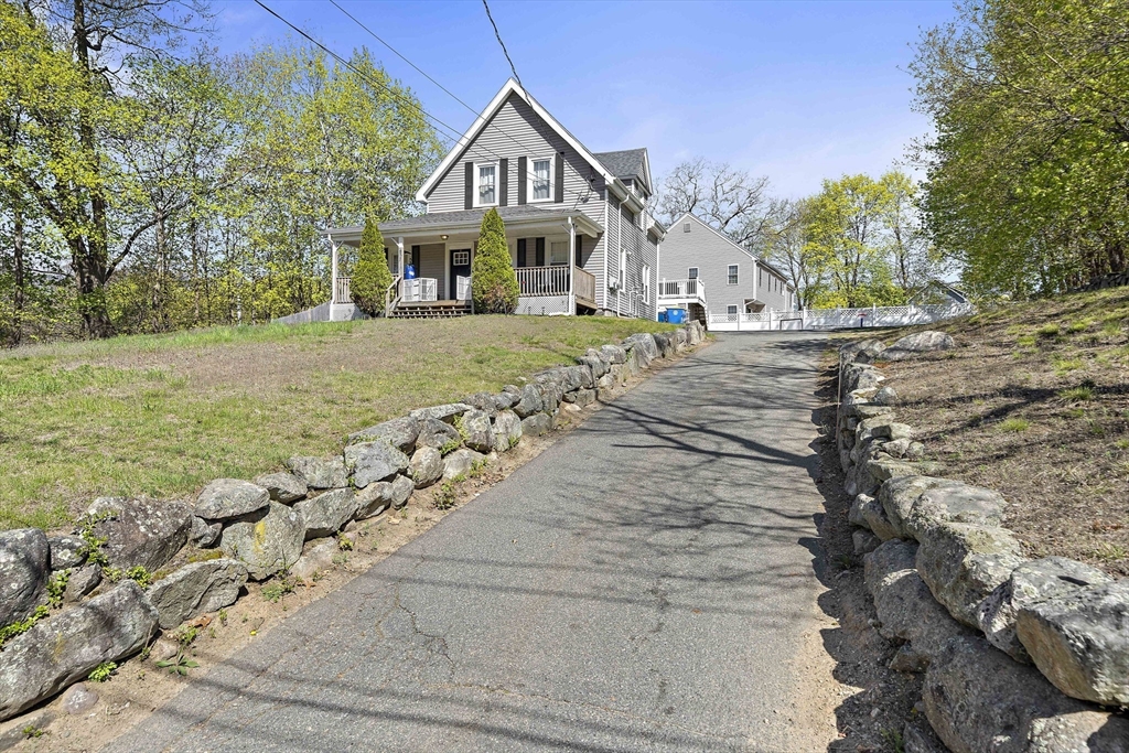 156 Allen St