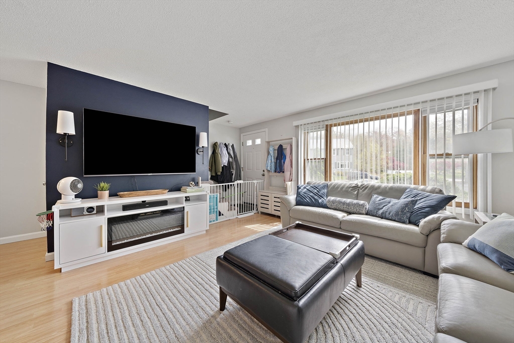46 Sharron Dr # 46