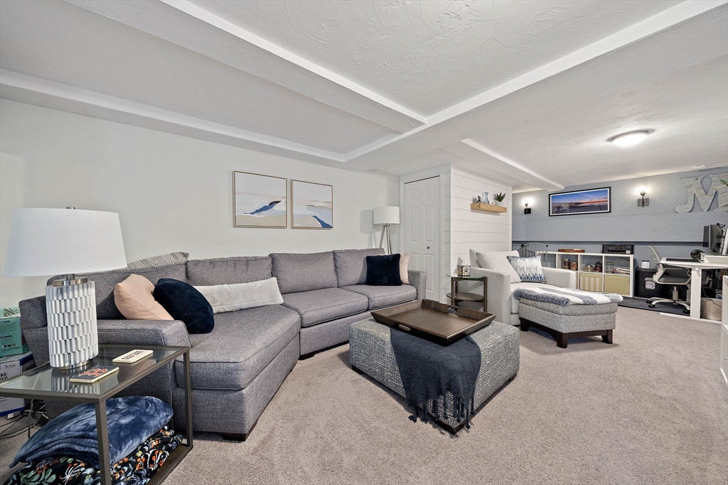 46 Sharron Dr # 46