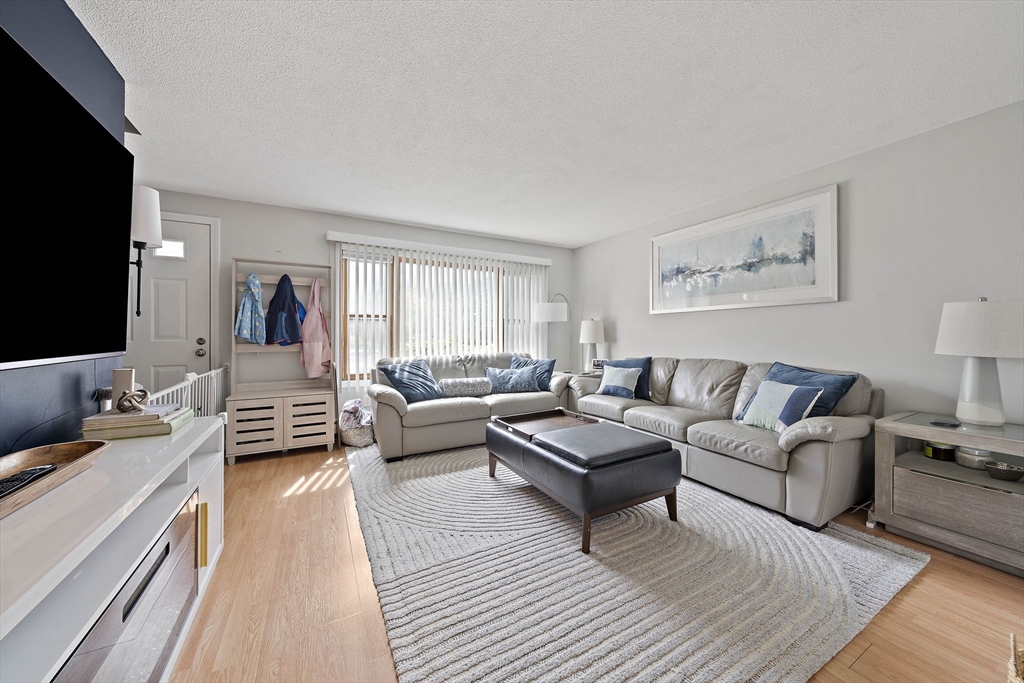 46 Sharron Dr # 46