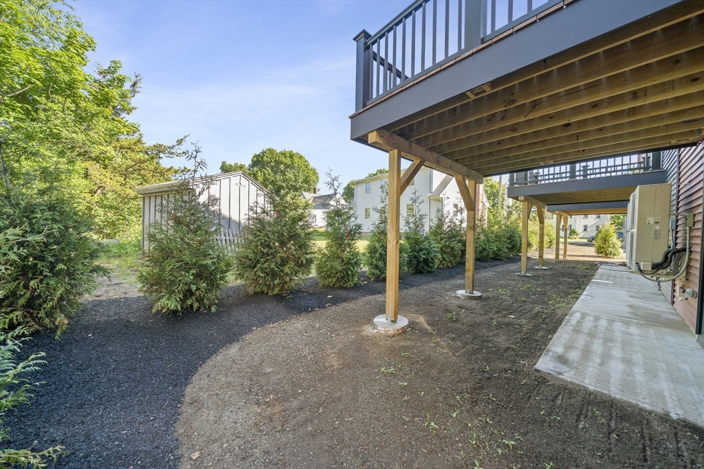 87 Neponset St # 11