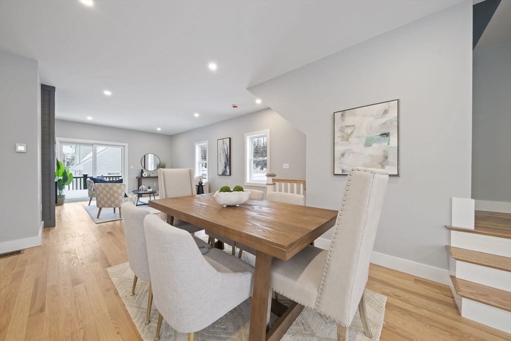 87 Neponset St # 11