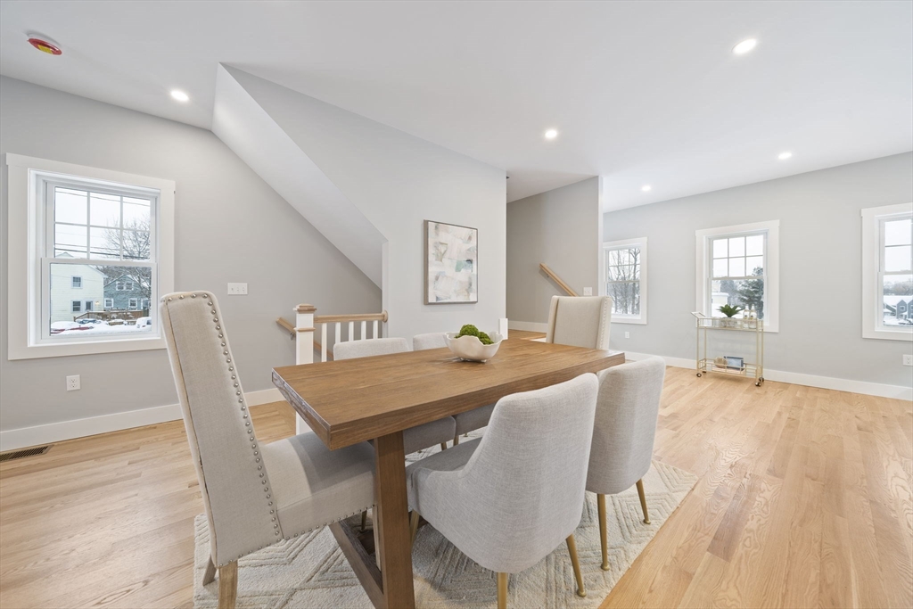87 Neponset St # 11