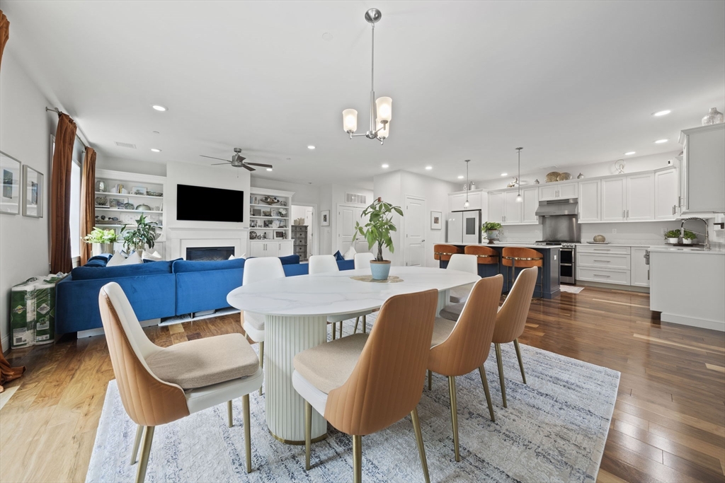 60 Coppersmith Way # 402