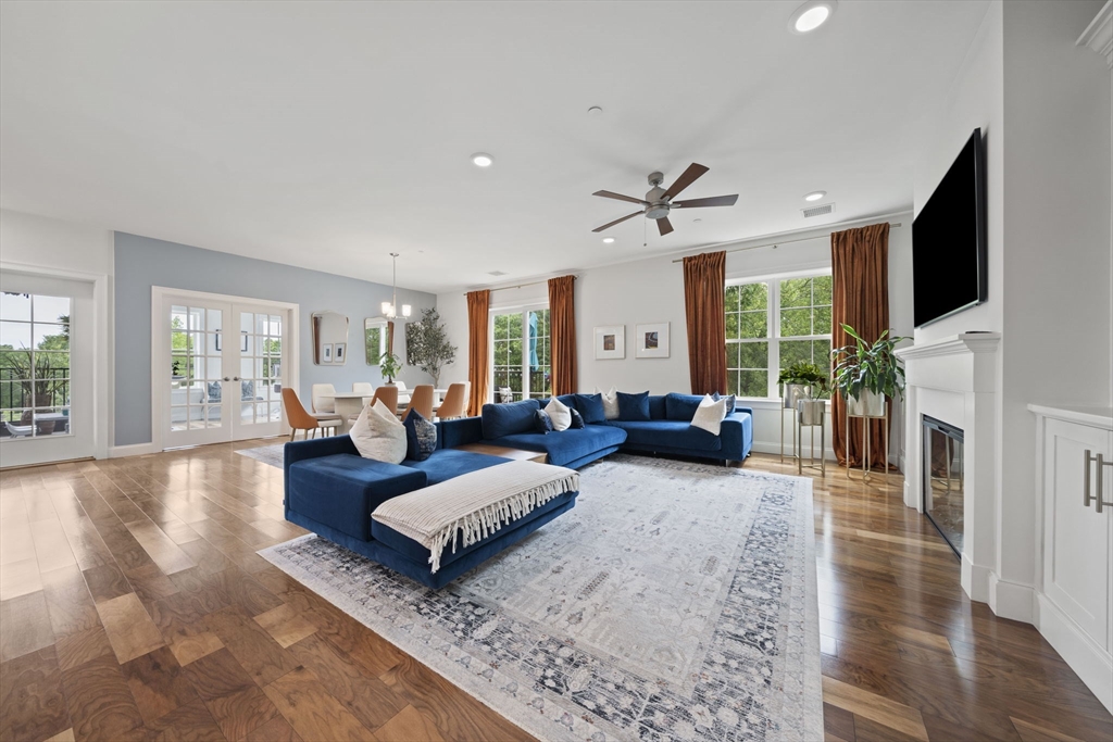 60 Coppersmith Way # 402