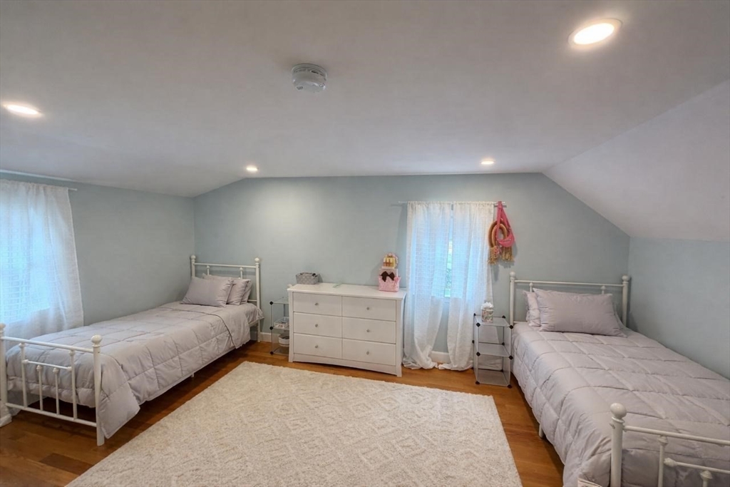 33 Logan Rd # 33