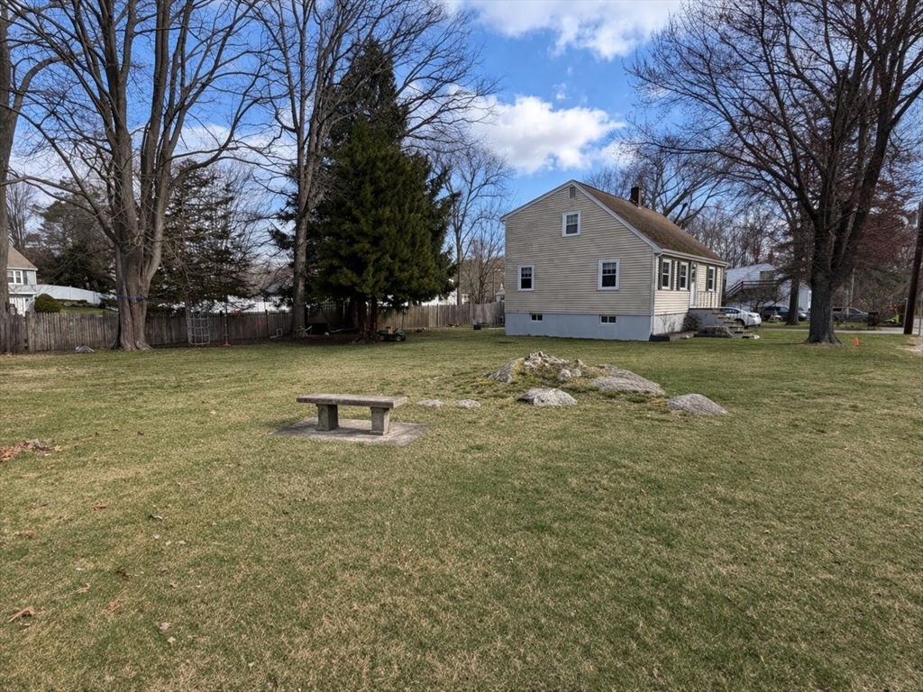 33 Logan Rd # 33