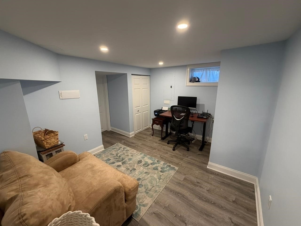 33 Logan Rd # 33