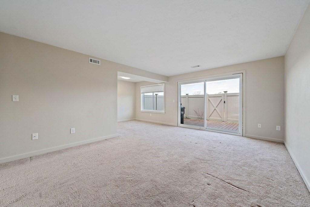 51 Cottonwood Dr # 2 Unit: 90-2