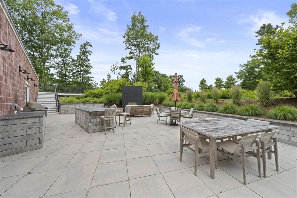 60 Coppersmith Way # 303