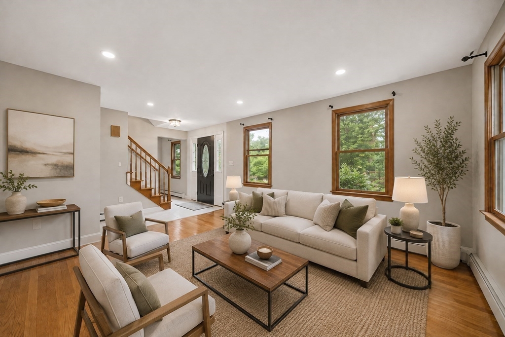 5 Windemere Dr