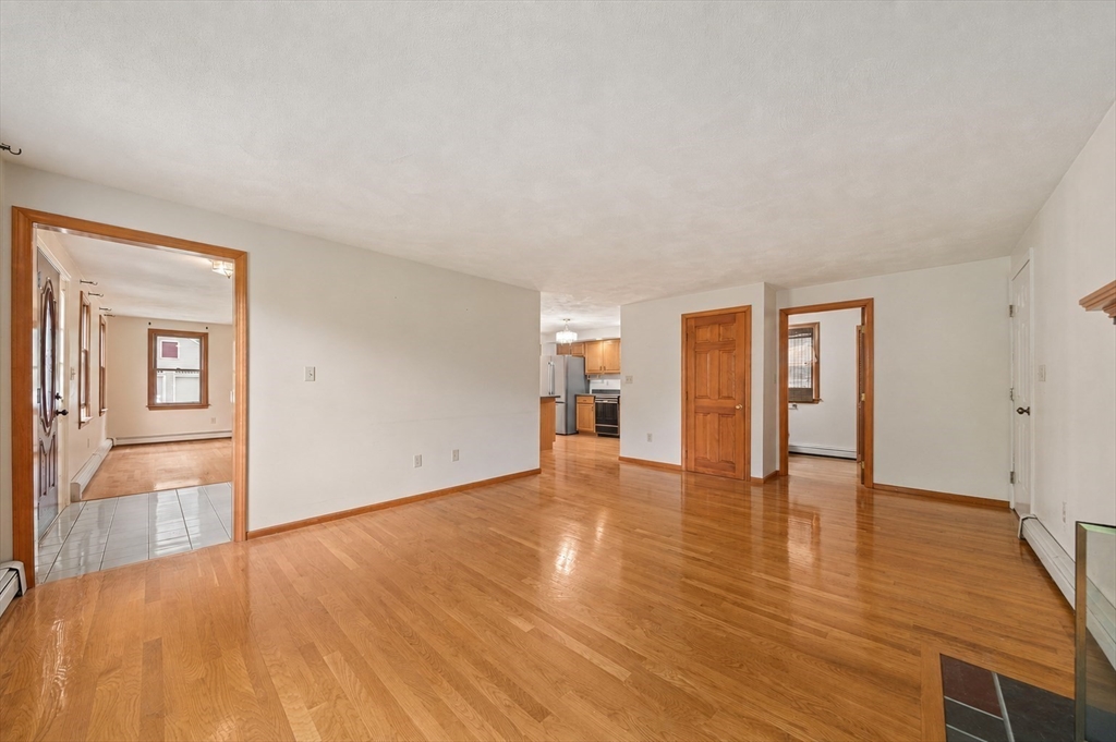 5 Windemere Dr