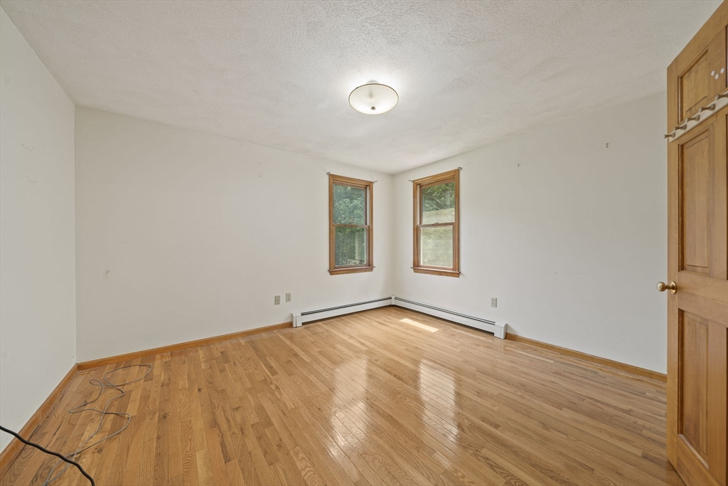 5 Windemere Dr