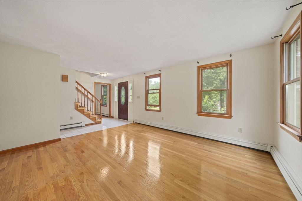 5 Windemere Dr