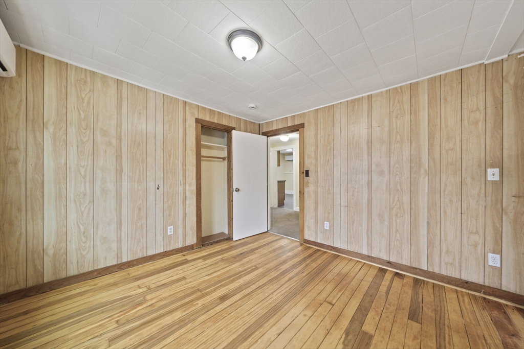 3 Revere Ct