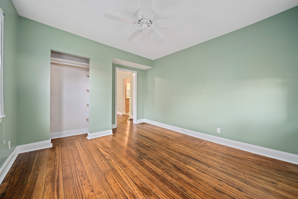 3 Revere Ct
