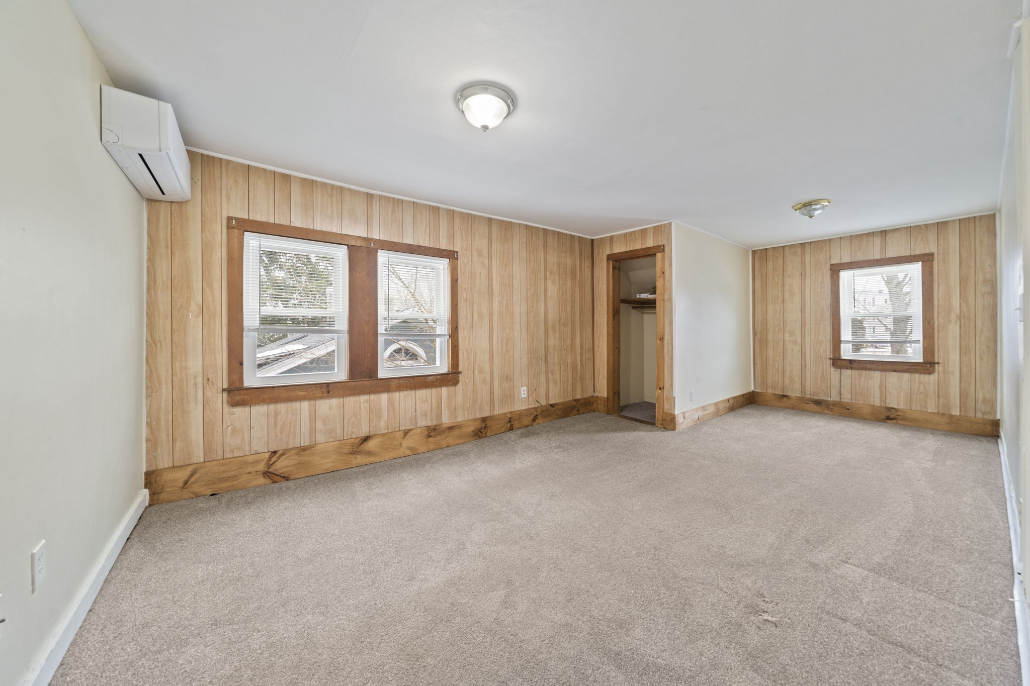 3 Revere Ct