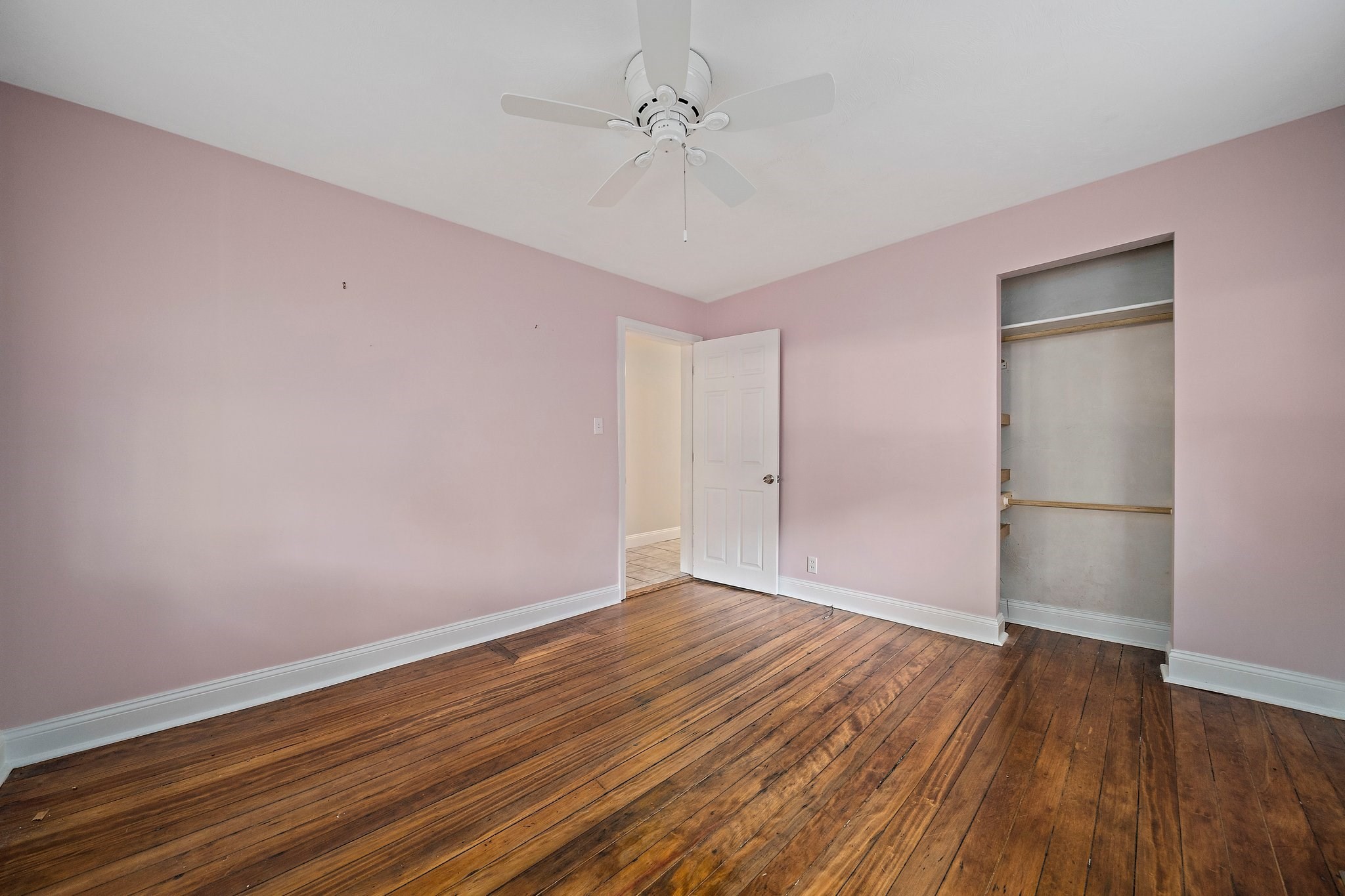 3 Revere Ct