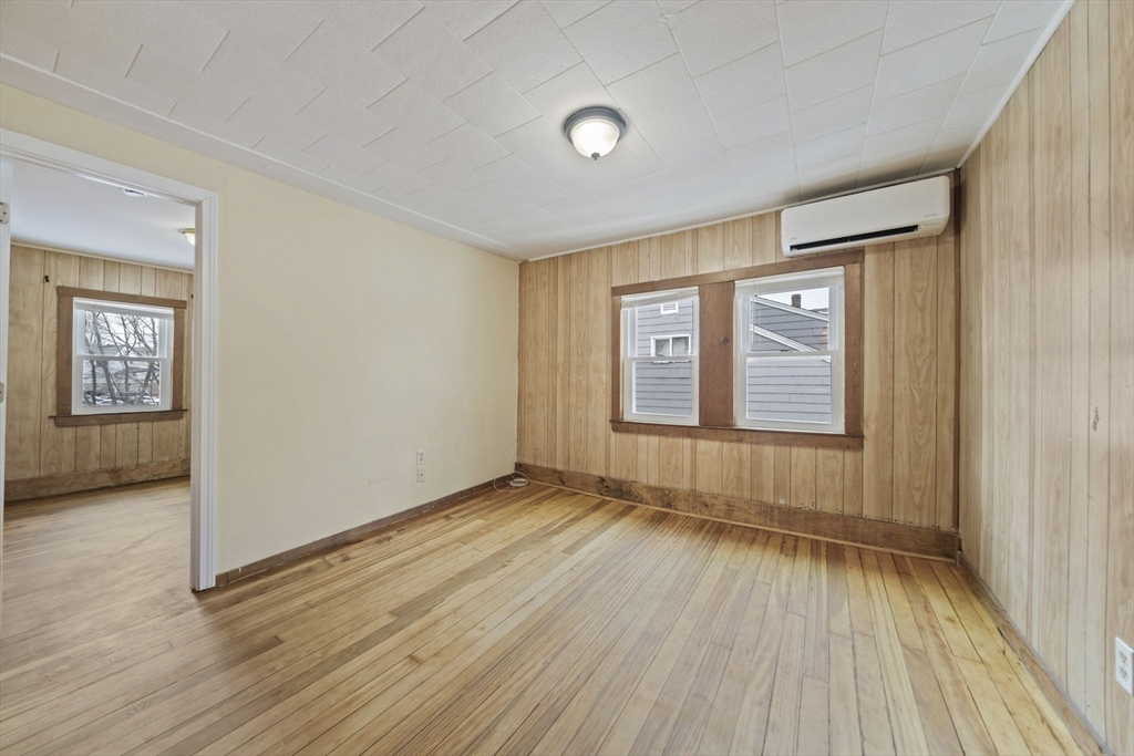 3 Revere Ct