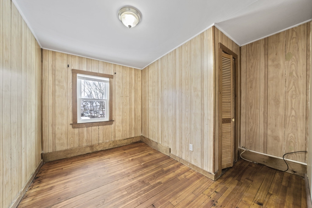 3 Revere Ct