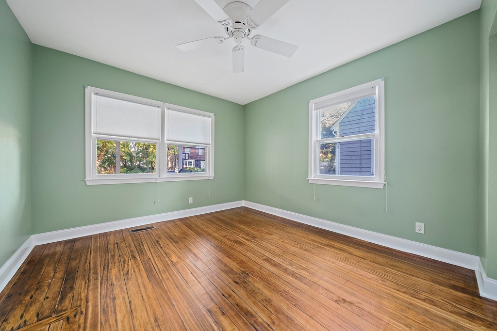 3 Revere Ct