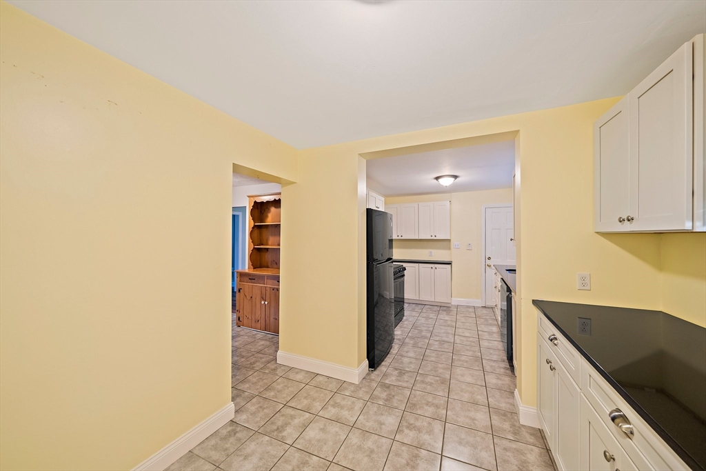 3 Revere Ct