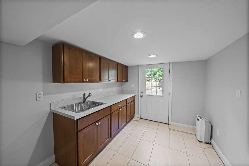 35 Malden St