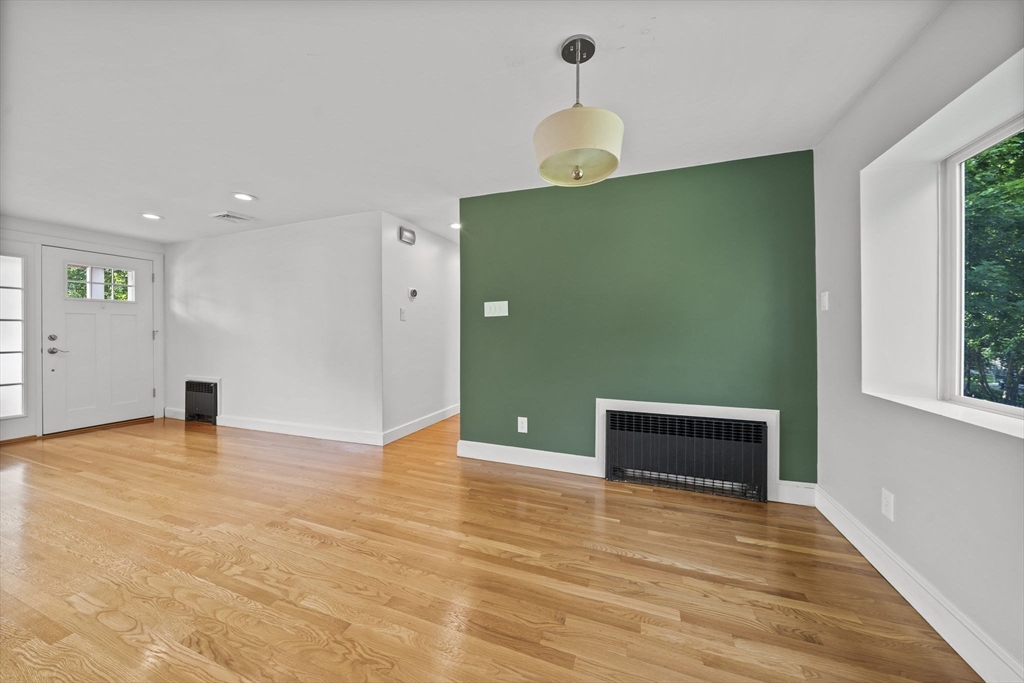 35 Malden St