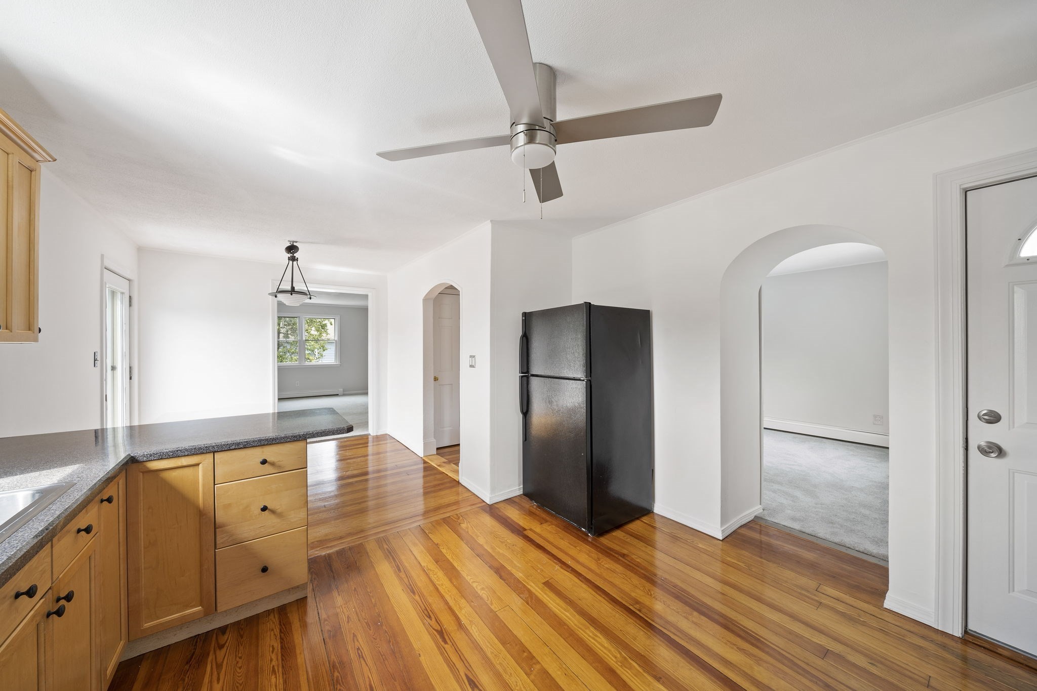 54 Concord Ave # 2