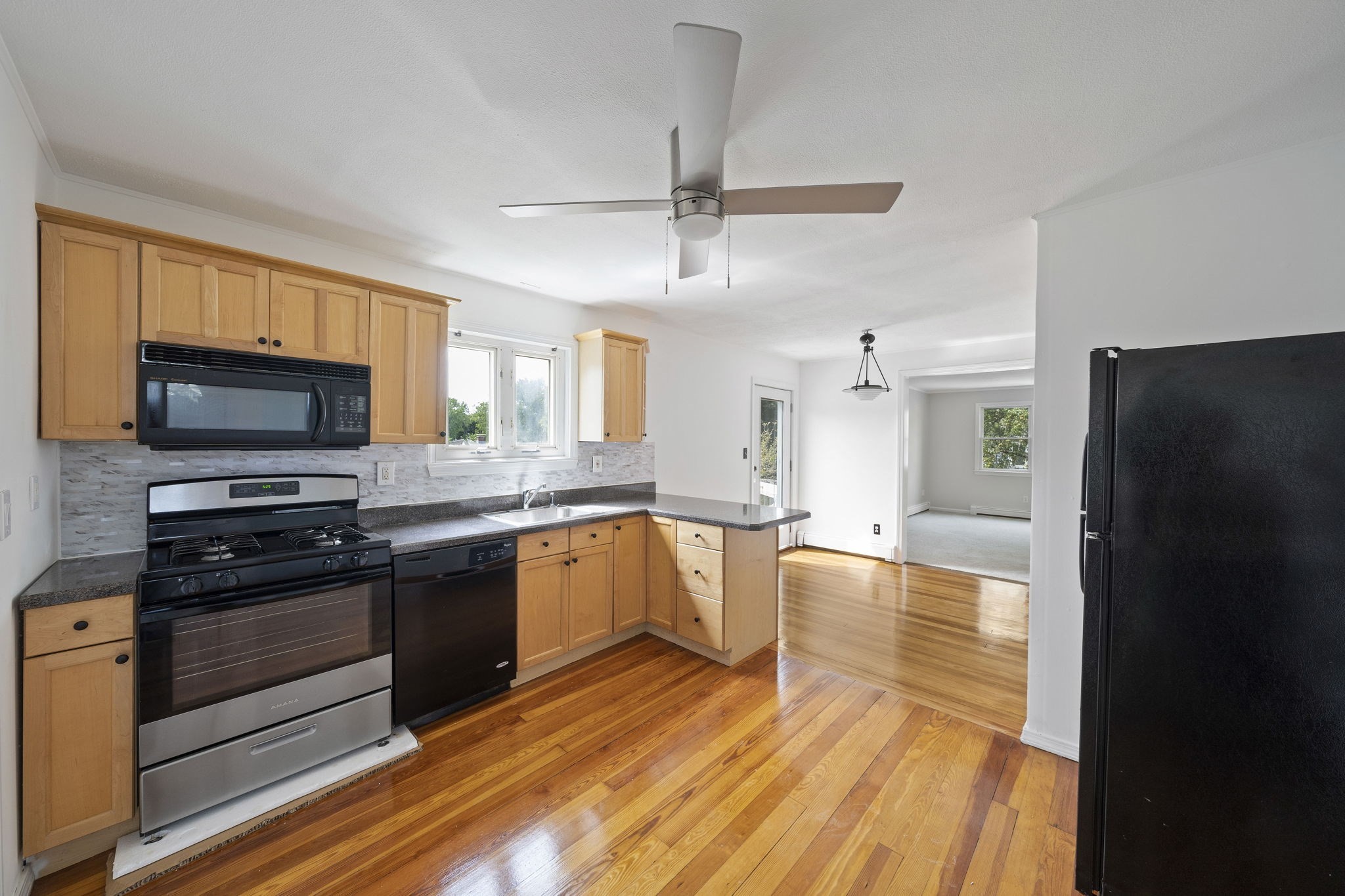 54 Concord Ave # 2