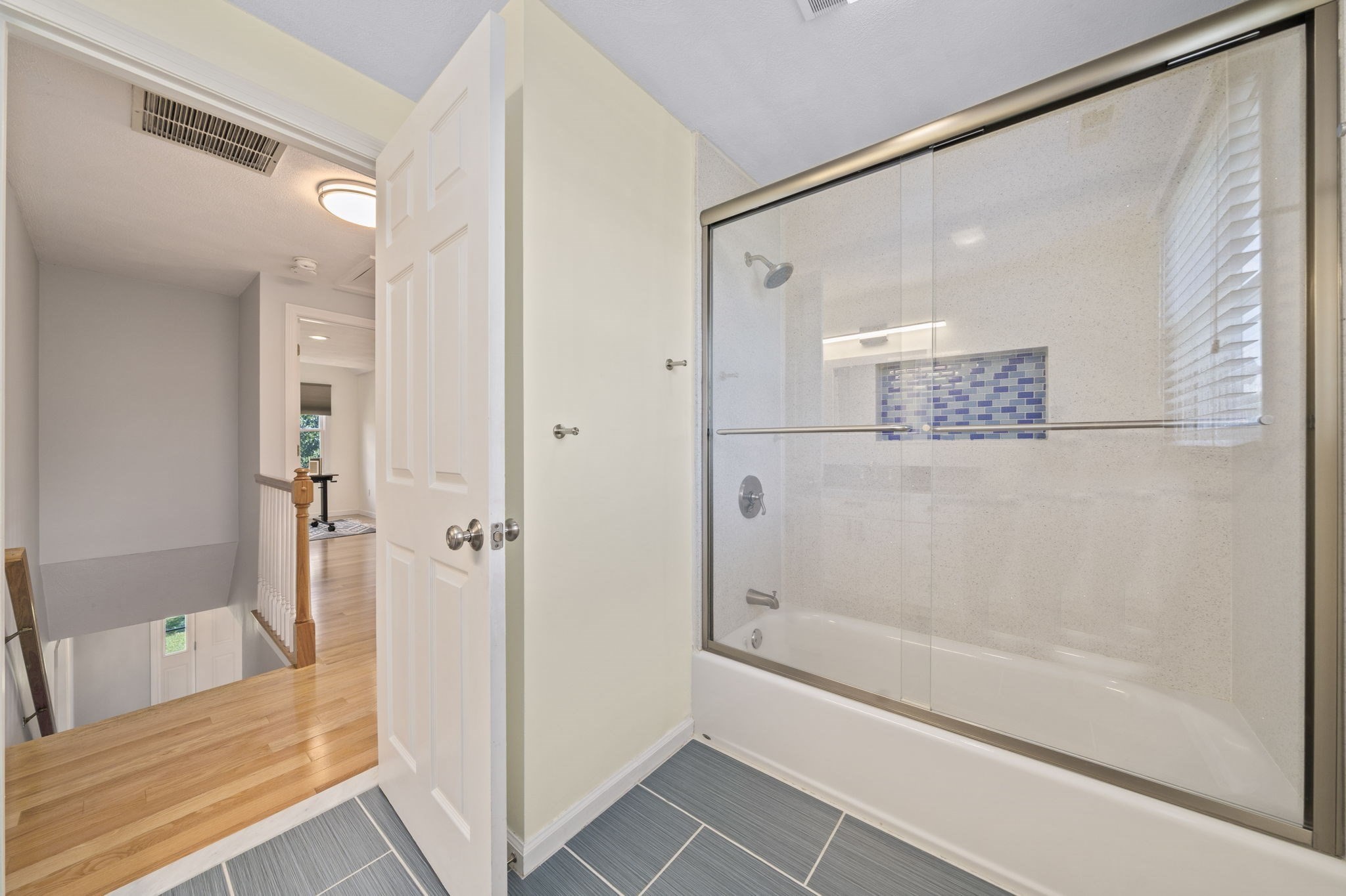 27 Sparrow Rd
