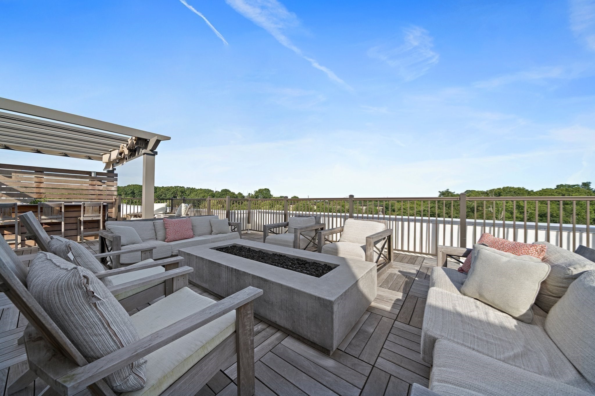 200 Revere St # 4105