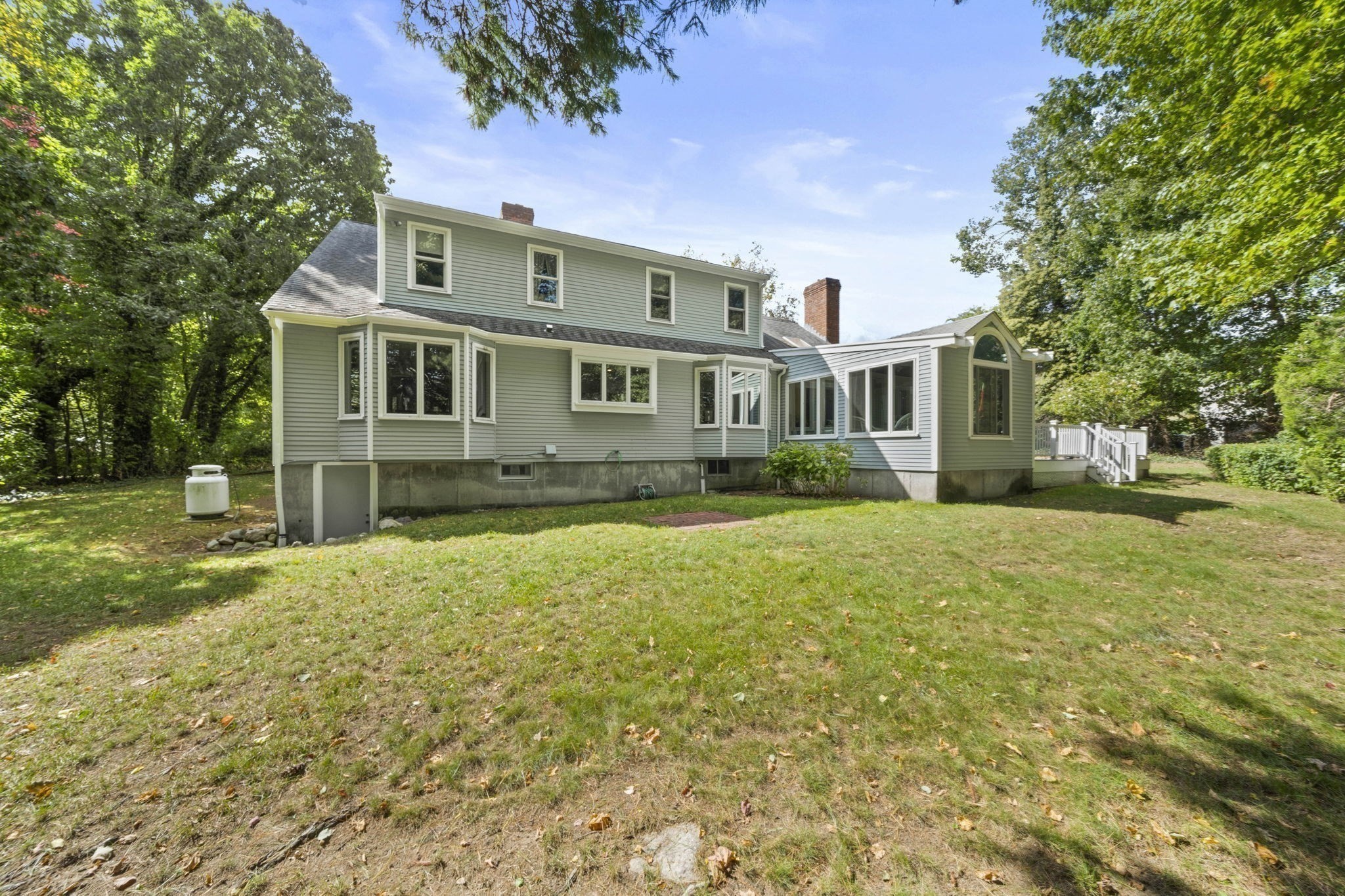 6 Seminole Rd