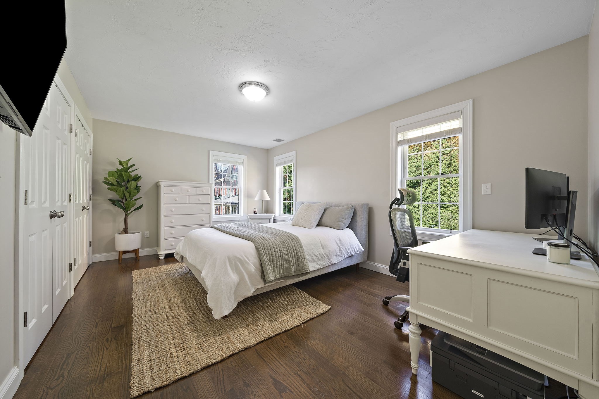93 Sherman St