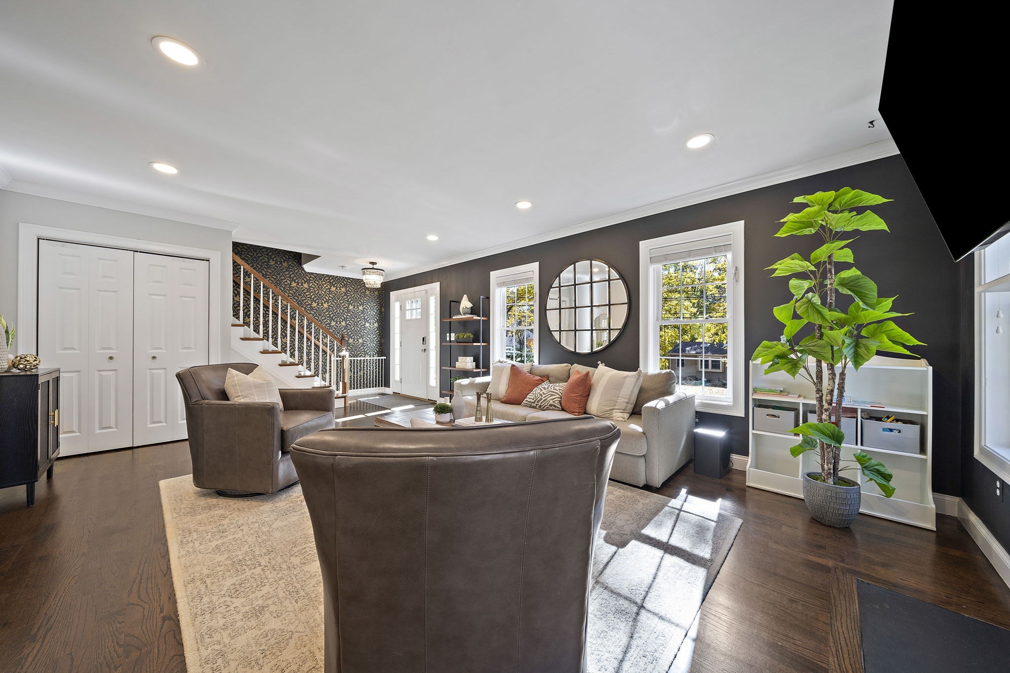 93 Sherman St