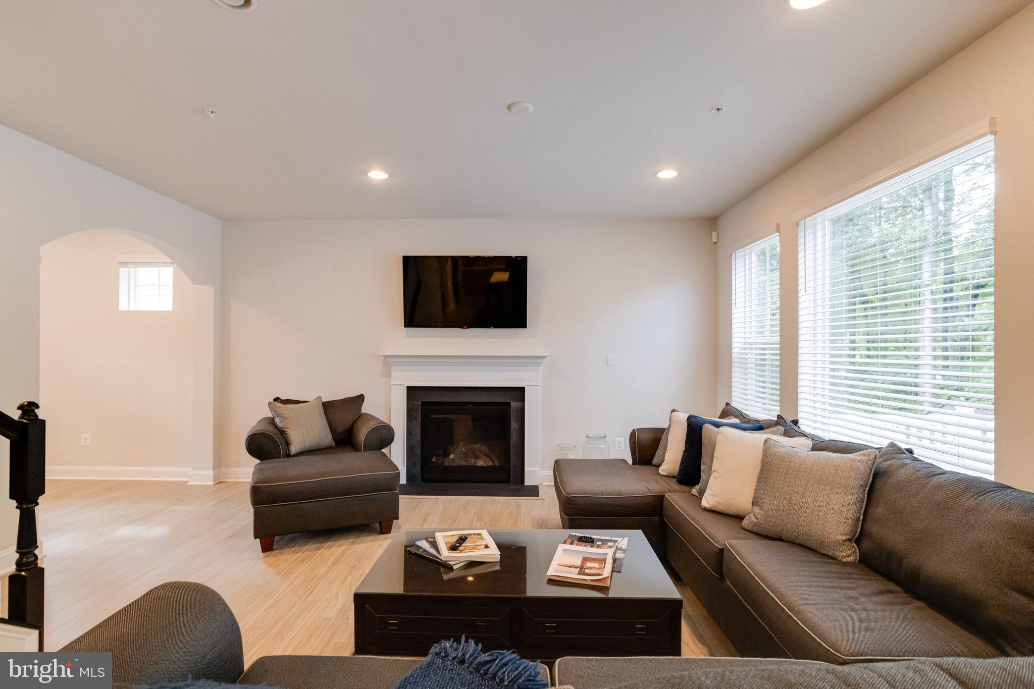 1138 FITZHUGH DRIVE