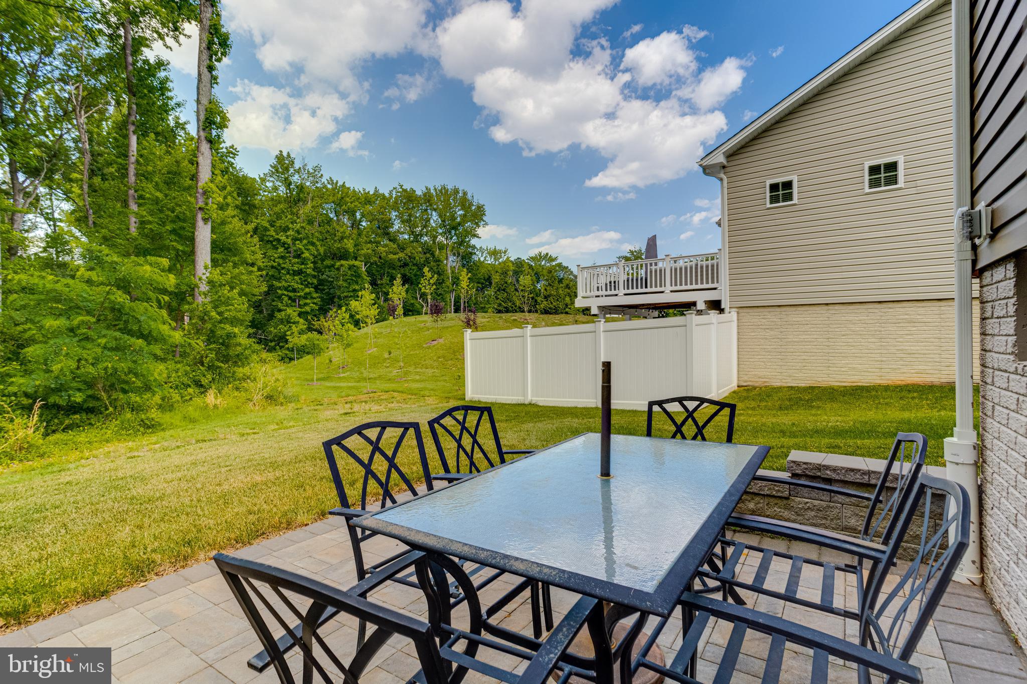 1138 FITZHUGH DRIVE