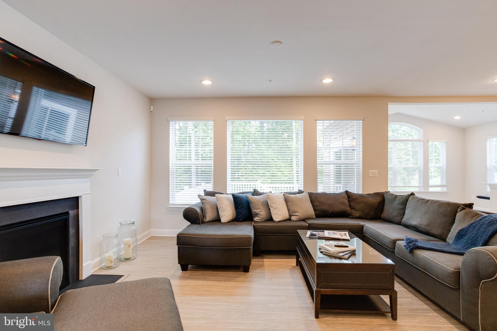 1138 FITZHUGH DRIVE