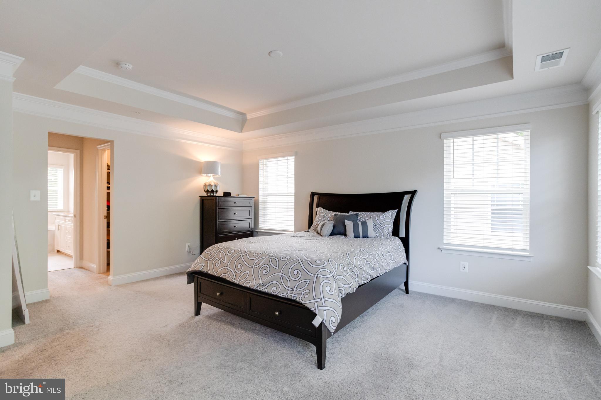 1138 FITZHUGH DRIVE